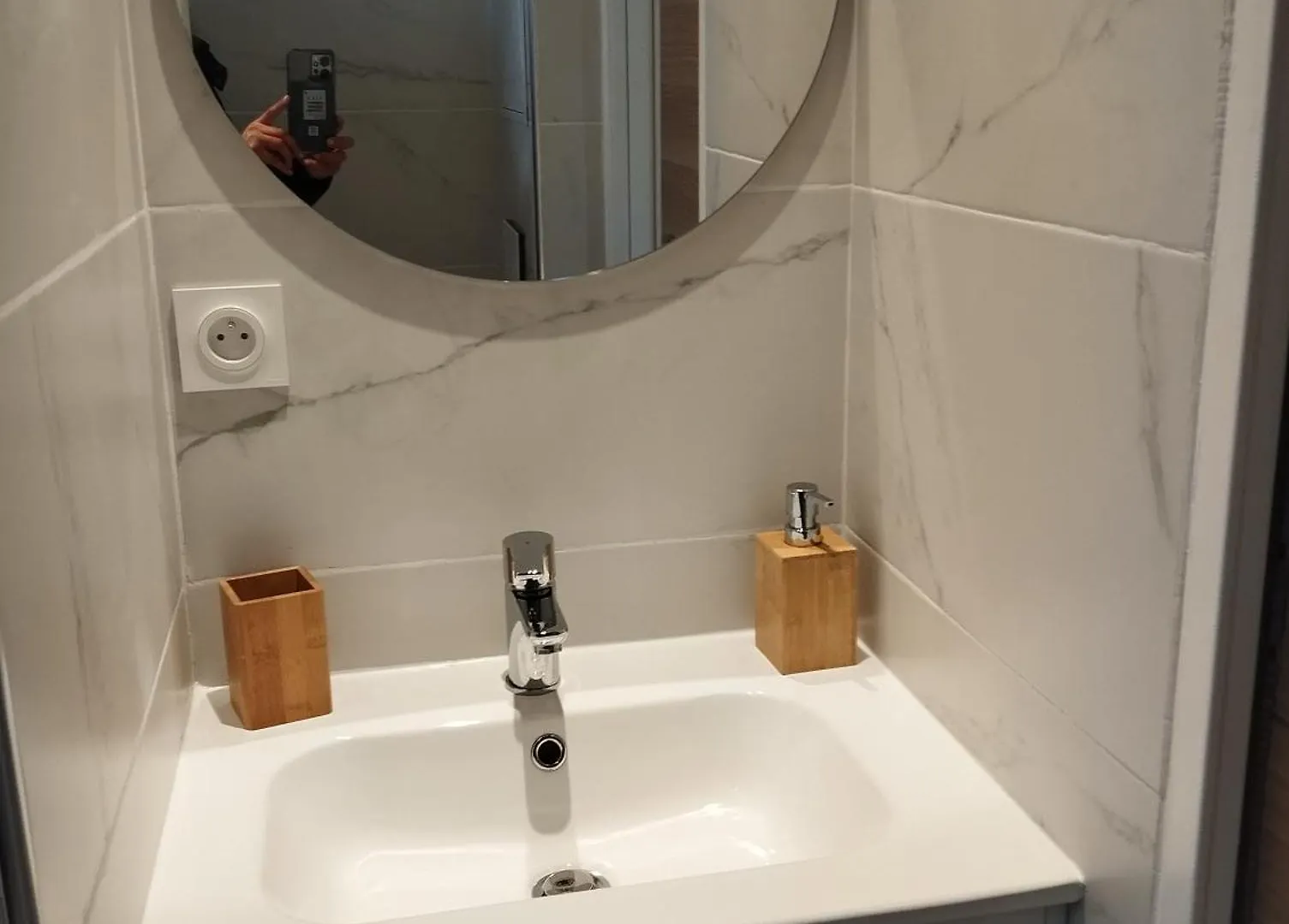 Apartment Studio Le Pont De Claix France
